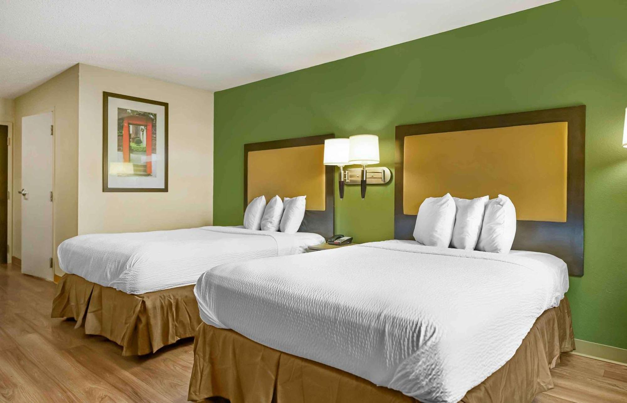 Sonesta Simply 2* Lansing