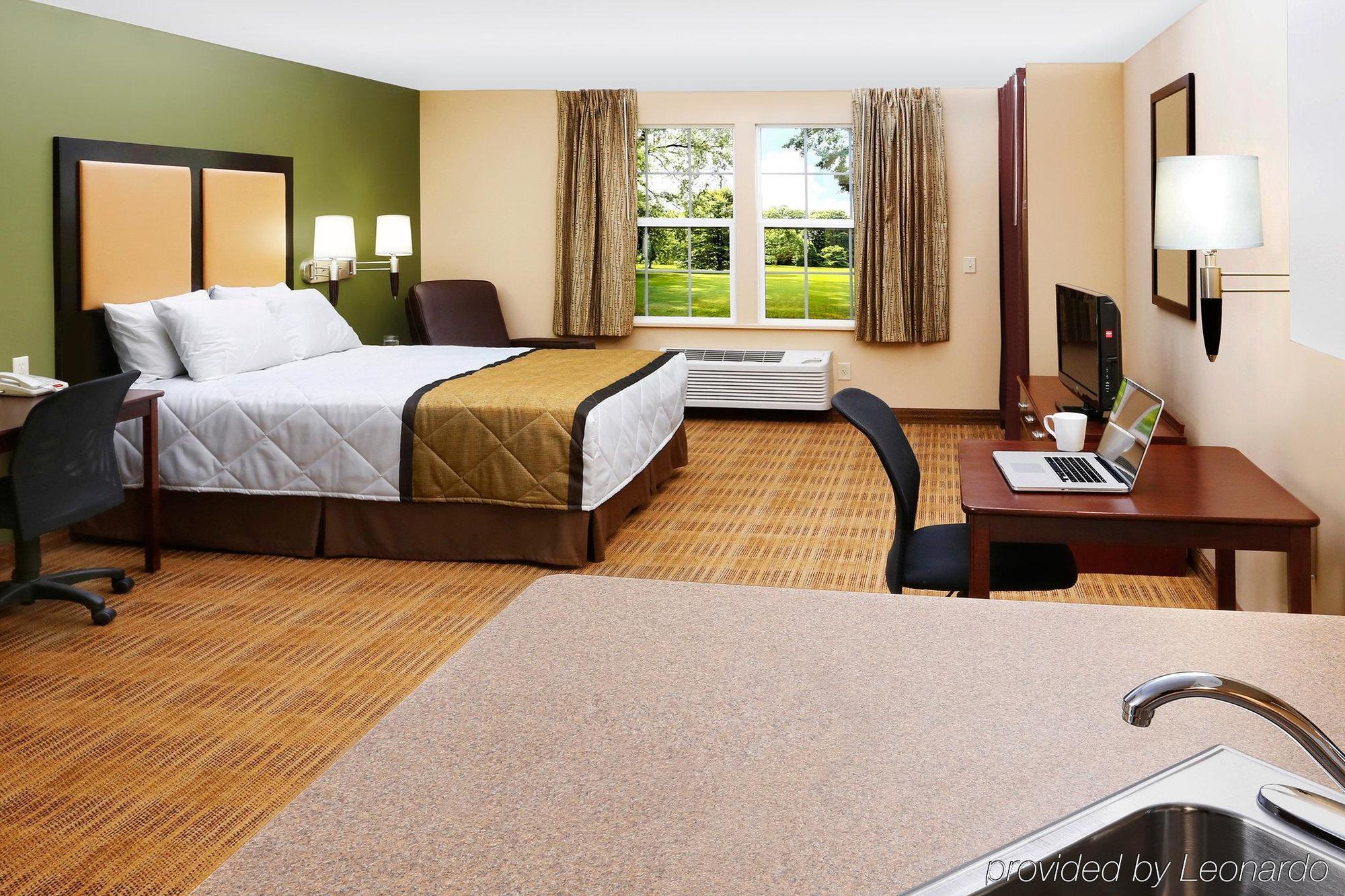 Sonesta Simply Hotel 2*