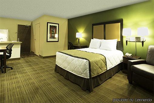 Sonesta Simply Hotel Lansing